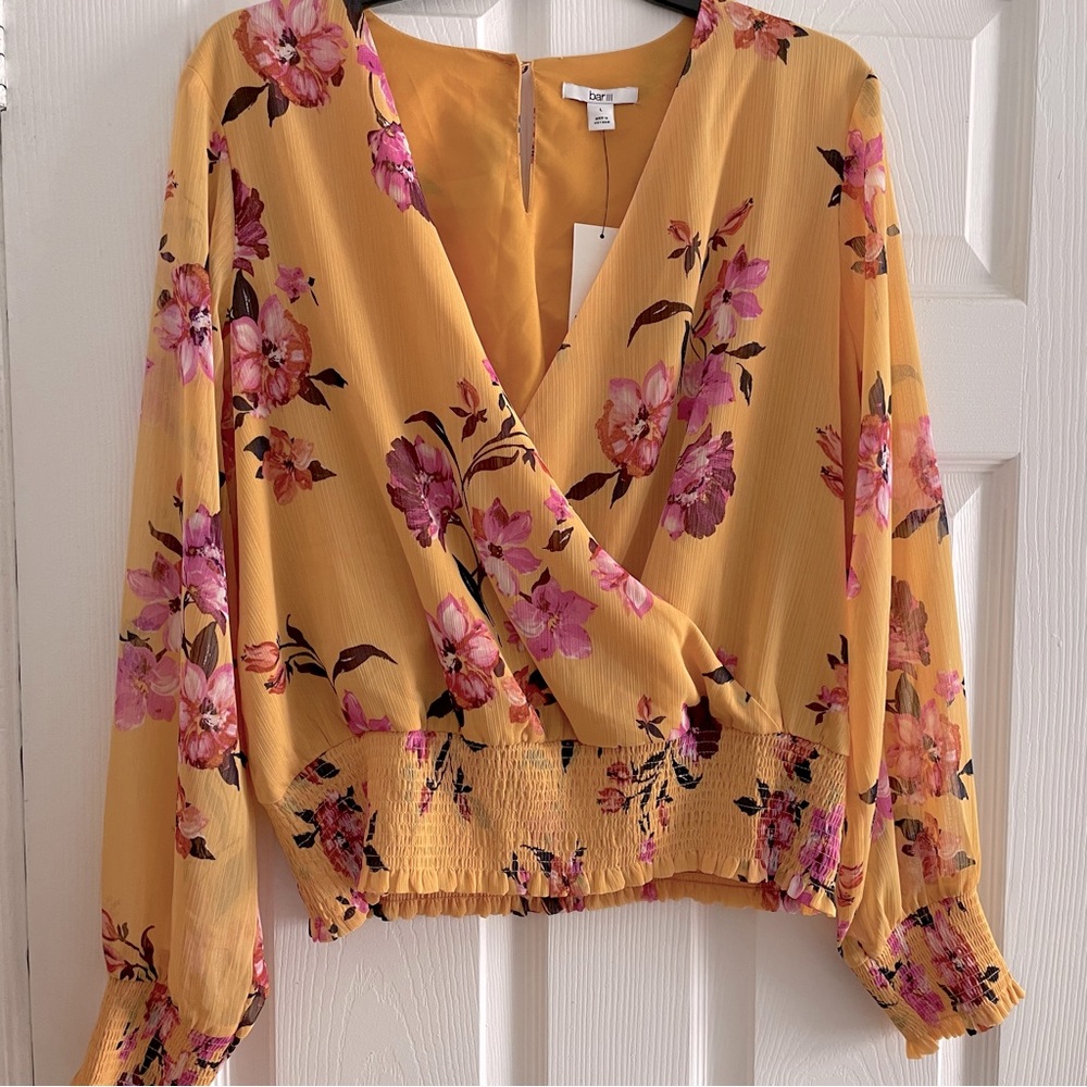 Brand New BAR III Aurora floral Galaxy Chic blouse sz Lg